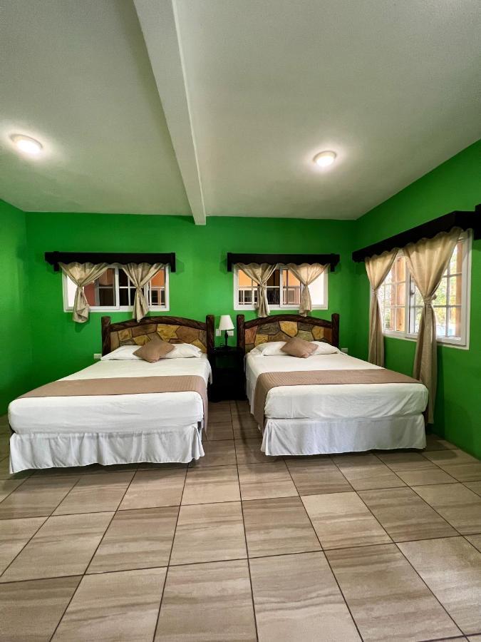 Hotel Pazifico En 蒙特里科 外观 照片