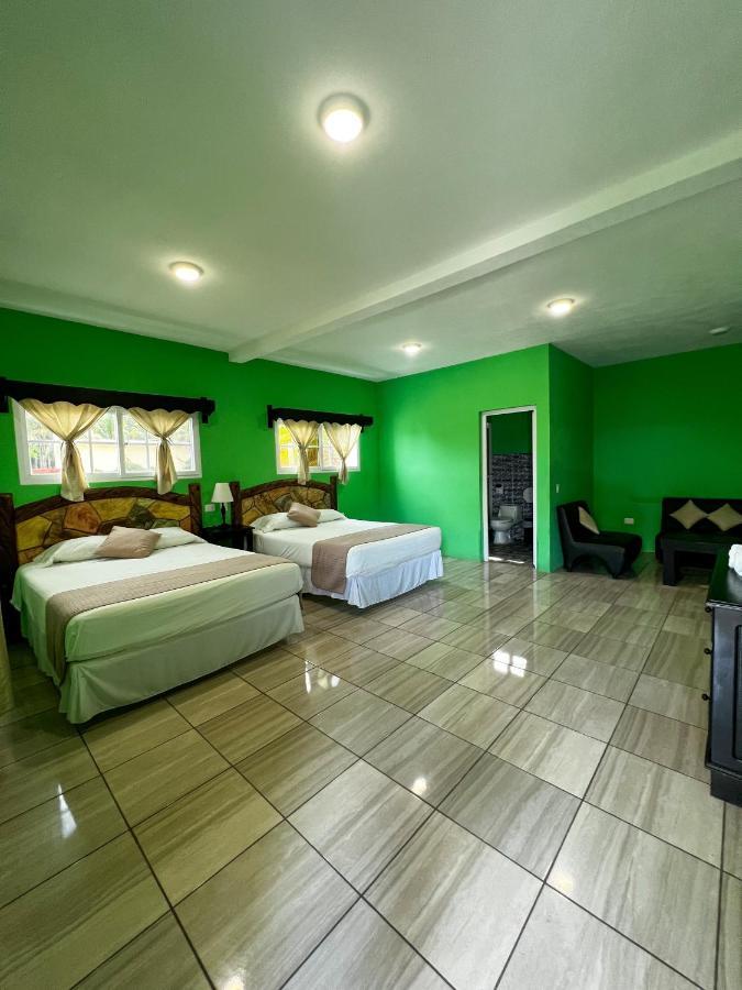 Hotel Pazifico En 蒙特里科 外观 照片