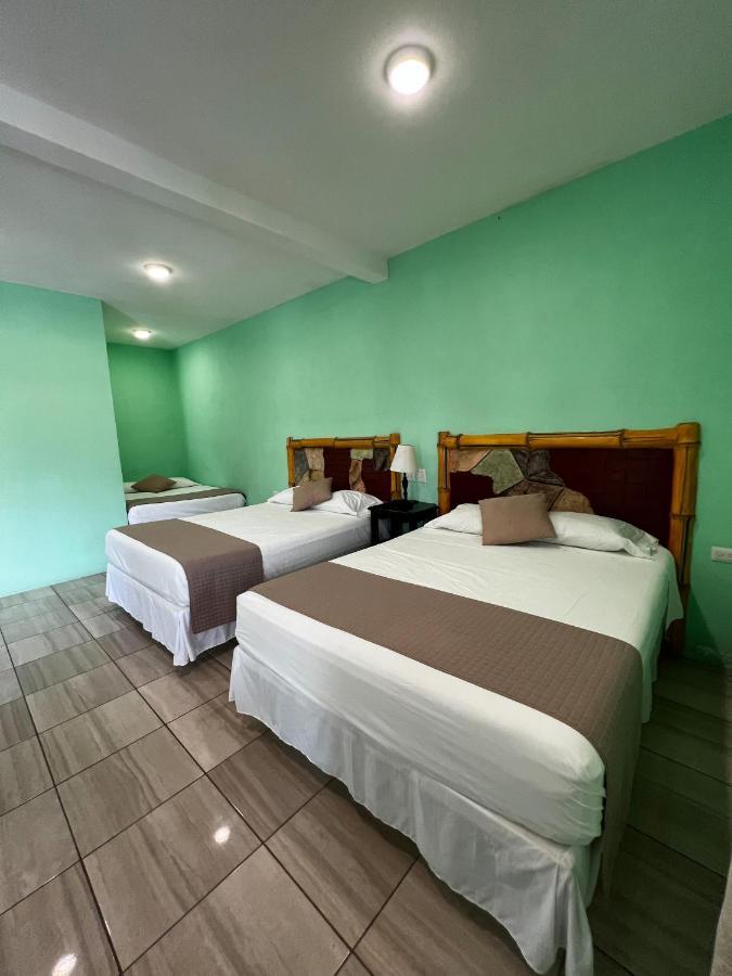 Hotel Pazifico En 蒙特里科 外观 照片