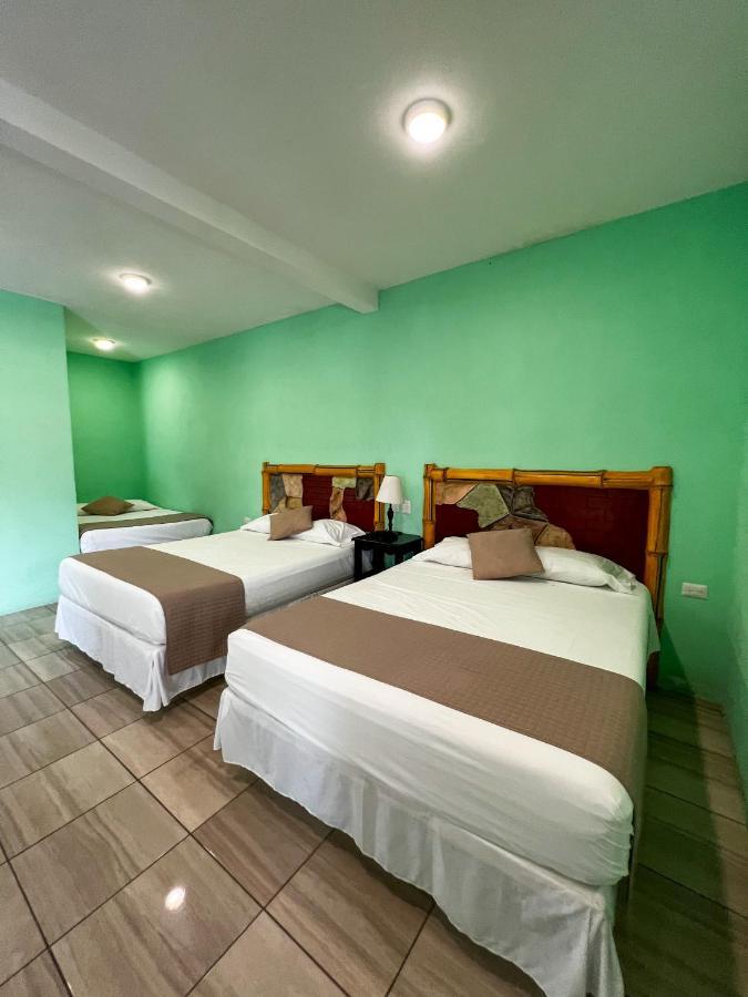 Hotel Pazifico En 蒙特里科 外观 照片