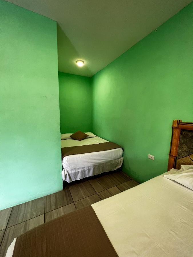 Hotel Pazifico En 蒙特里科 外观 照片